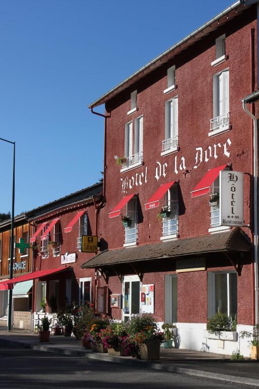 Logis Hotel Restaurant De La Dore Vertolaye المظهر الخارجي الصورة